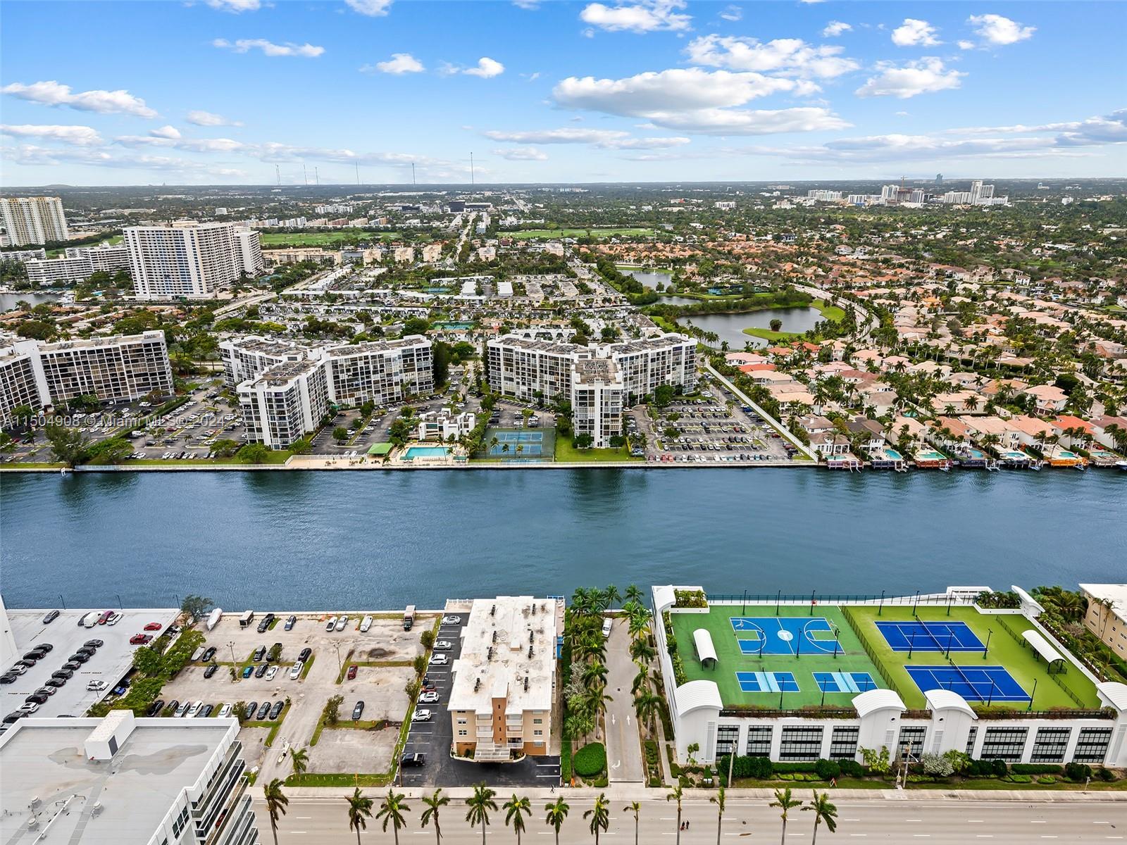 2711 Ocean Dr, Hollywood, FL, 33019 United States, 3 Bedrooms Bedrooms, ,3 BathroomsBathrooms,Residential,For Sale,Ocean Dr,A11504908