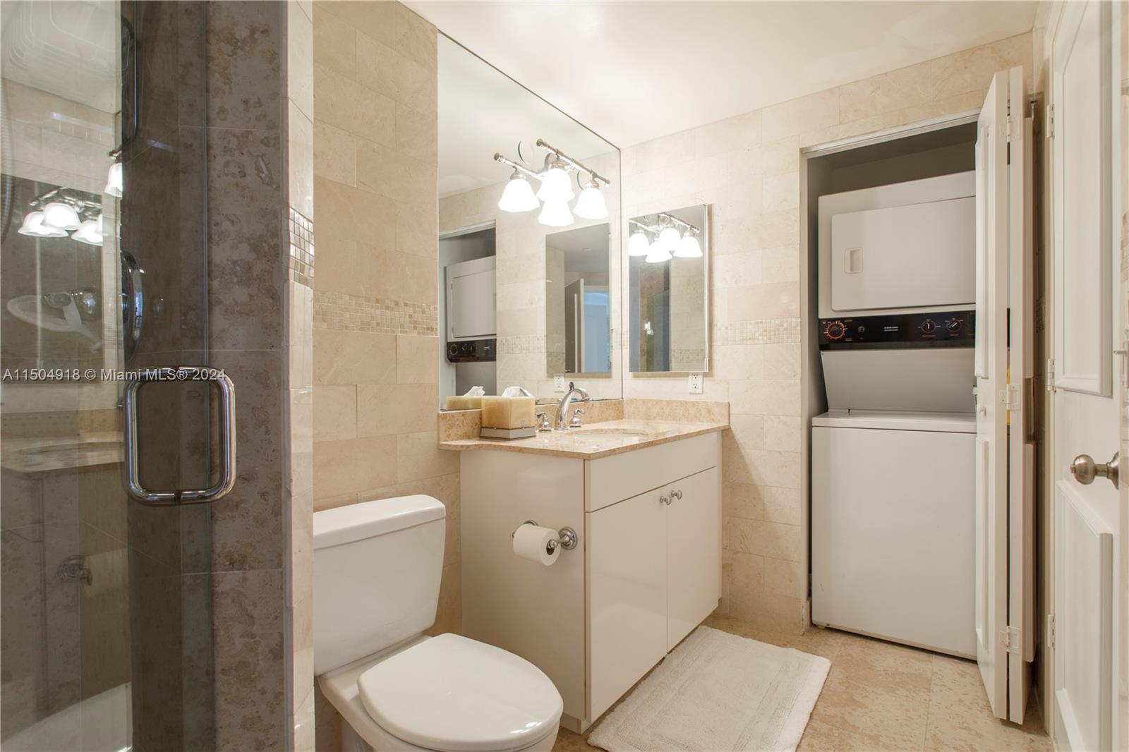 4779 Collins Ave 3407, Miami Beach, Florida 33140, 2 Bedrooms Bedrooms, ,2 BathroomsBathrooms,Residentiallease,For Rent,4779 Collins Ave 3407,A11504918