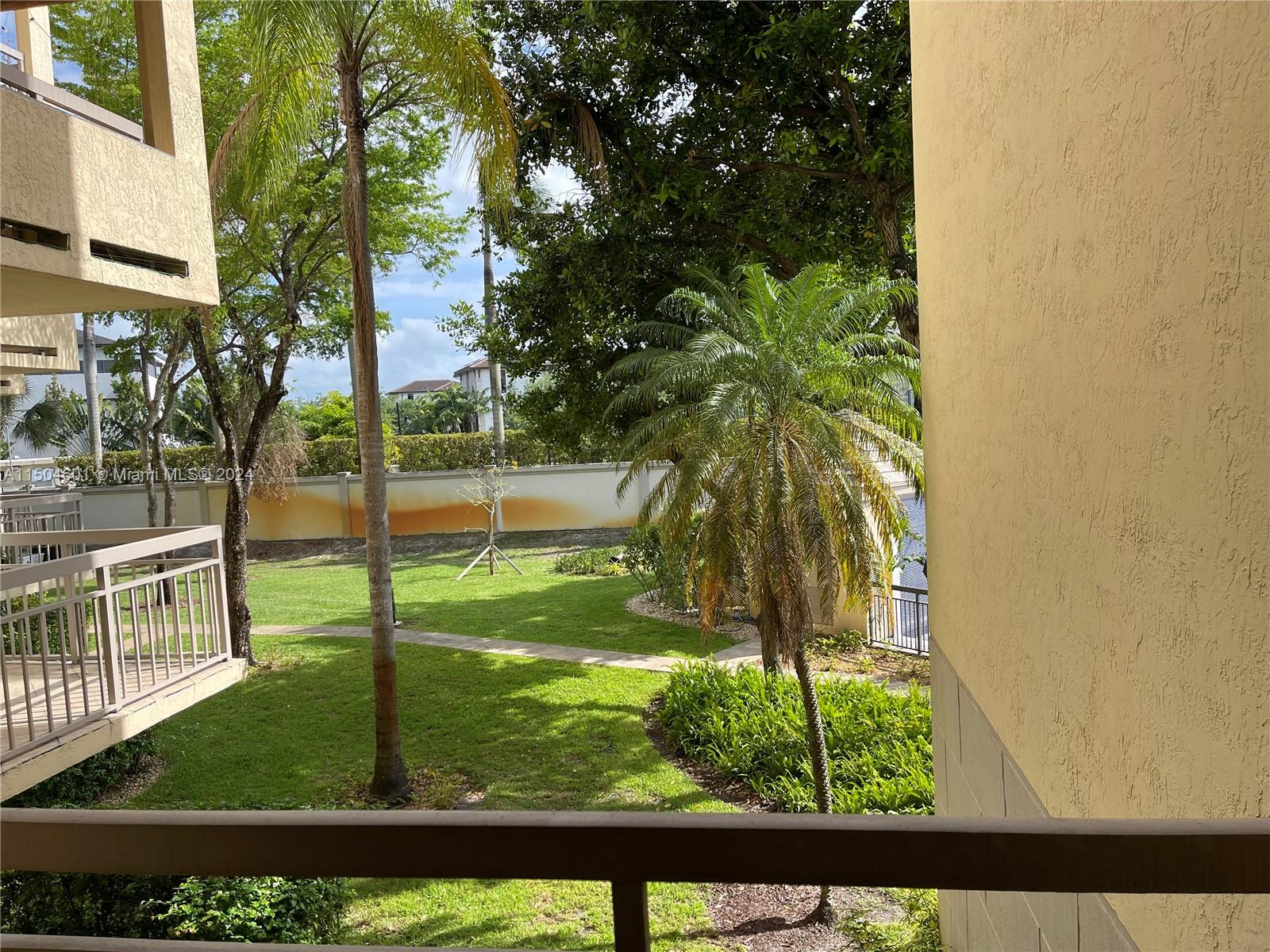 8290 Lake Dr, Doral, FL, 33166 United States, 1 Bedroom Bedrooms, ,1 BathroomBathrooms,Residential,For Sale,Lake Dr,A11504601