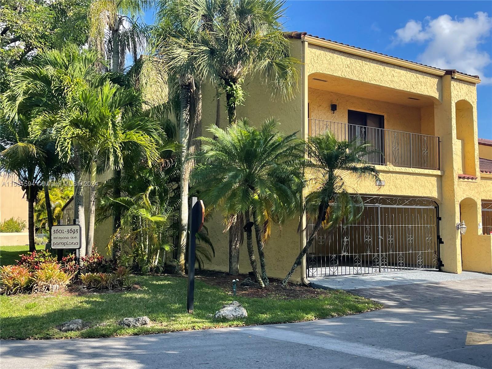 3557 Estepona Ave, Doral, FL, 33178 United States, 3 Bedrooms Bedrooms, ,2 BathroomsBathrooms,Residential,For Sale,Estepona Ave,A11504594