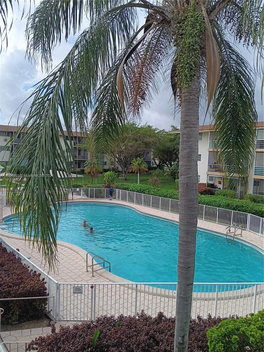 pool from upper level