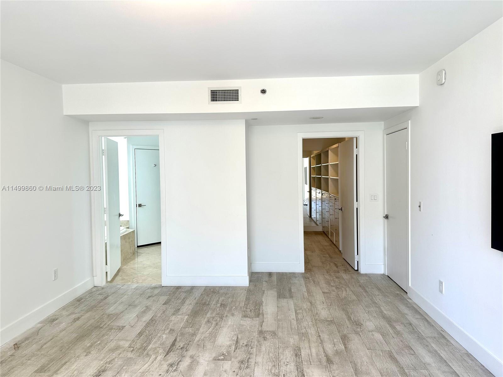 791 Crandon Blvd, Key Biscayne, FL, 33149 United States, 3 Bedrooms Bedrooms, ,2 BathroomsBathrooms,Residential,For Sale,Crandon Blvd,A11499860