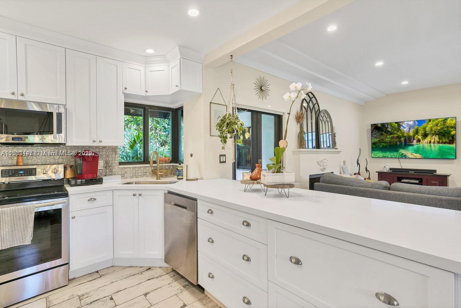 45 NE 98th St, Miami Shores, Florida 33138, 3 Bedrooms Bedrooms, ,2 BathroomsBathrooms,Residentiallease,For Rent,45 NE 98th St,A11504147