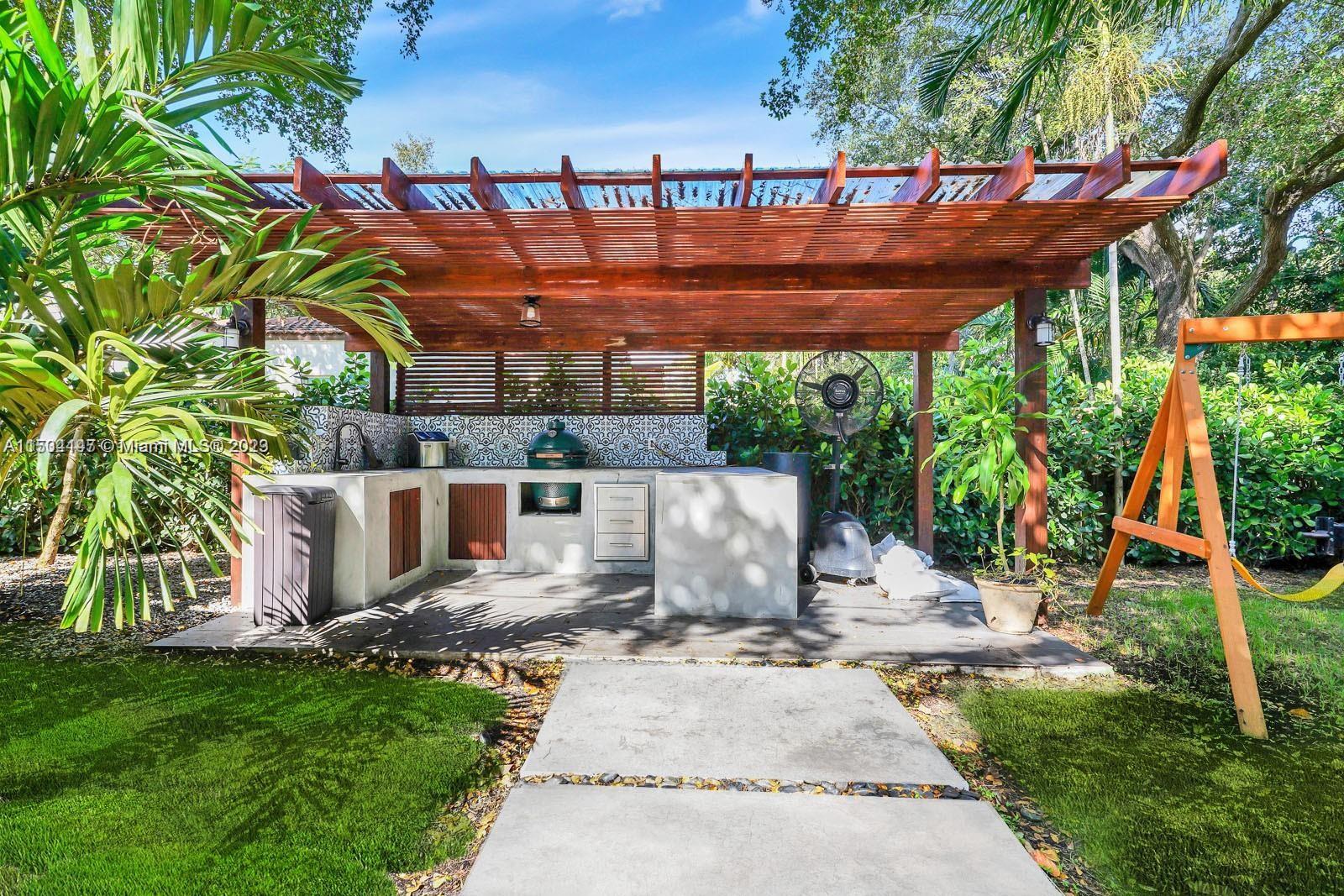 45 NE 98th St, Miami Shores, Florida 33138, 3 Bedrooms Bedrooms, ,2 BathroomsBathrooms,Residentiallease,For Rent,45 NE 98th St,A11504147