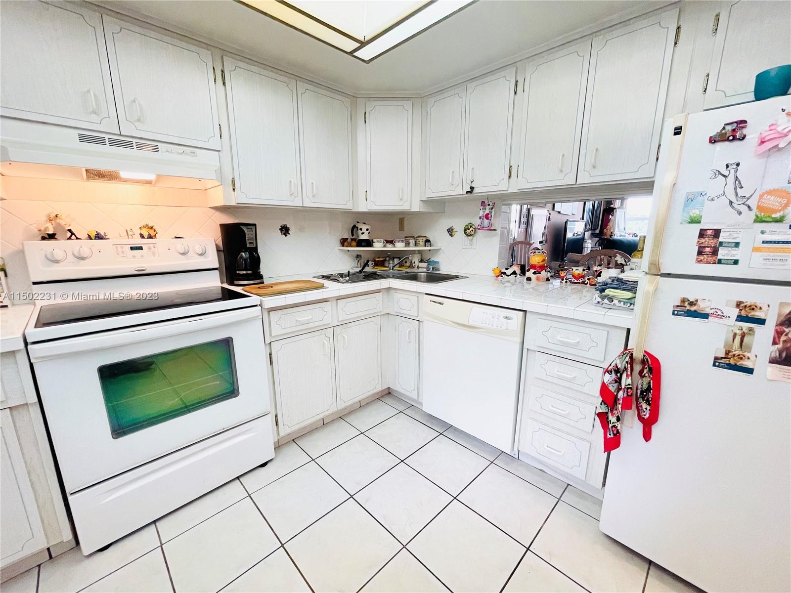 1250 Atlantic Shores Blvd 119, Hallandale Beach, Florida 33009, 1 Bedroom Bedrooms, ,1 BathroomBathrooms,Residential,For Sale,1250 Atlantic Shores Blvd 119,A11502231