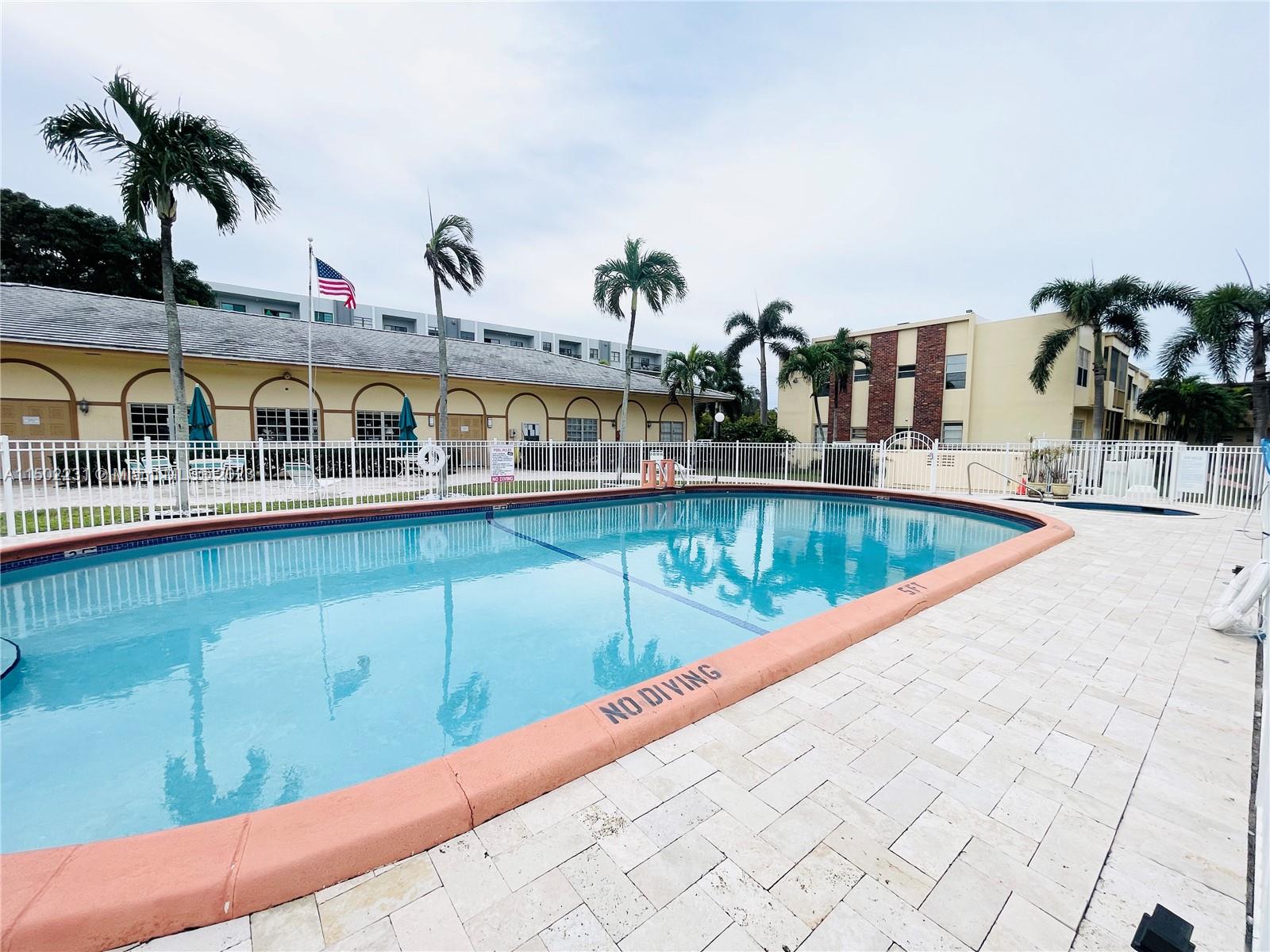 1250 Atlantic Shores Blvd 119, Hallandale Beach, Florida 33009, 1 Bedroom Bedrooms, ,1 BathroomBathrooms,Residential,For Sale,1250 Atlantic Shores Blvd 119,A11502231
