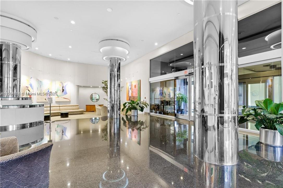 20191 Country Club Dr, Aventura, FL, 33180 United States, 3 Bedrooms Bedrooms, ,2 BathroomsBathrooms,Residential,For Sale,Country Club Dr,A11504664