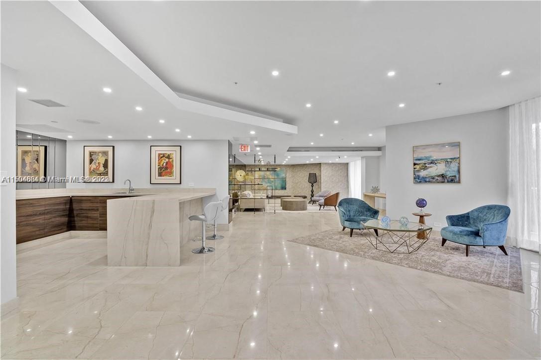 20191 Country Club Dr, Aventura, FL, 33180 United States, 3 Bedrooms Bedrooms, ,2 BathroomsBathrooms,Residential,For Sale,Country Club Dr,A11504664