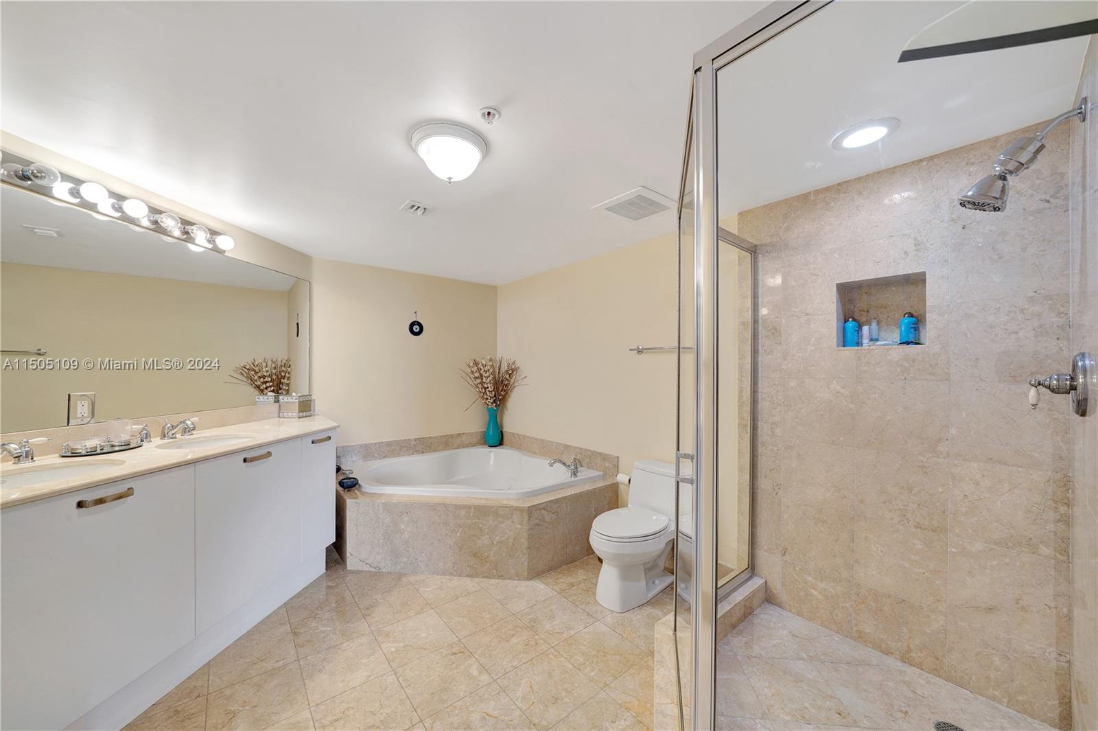 2001 Ocean Blvd, Fort Lauderdale, FL, 33305 United States, 3 Bedrooms Bedrooms, ,3 BathroomsBathrooms,Residential,For Sale,Ocean Blvd,A11505109