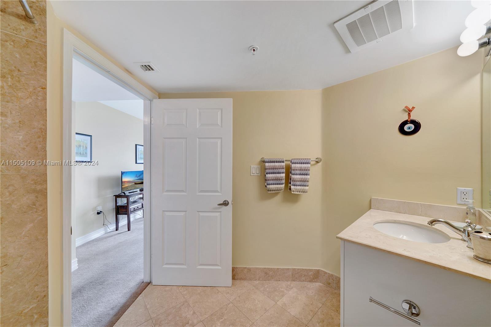 2001 Ocean Blvd, Fort Lauderdale, FL, 33305 United States, 3 Bedrooms Bedrooms, ,3 BathroomsBathrooms,Residential,For Sale,Ocean Blvd,A11505109