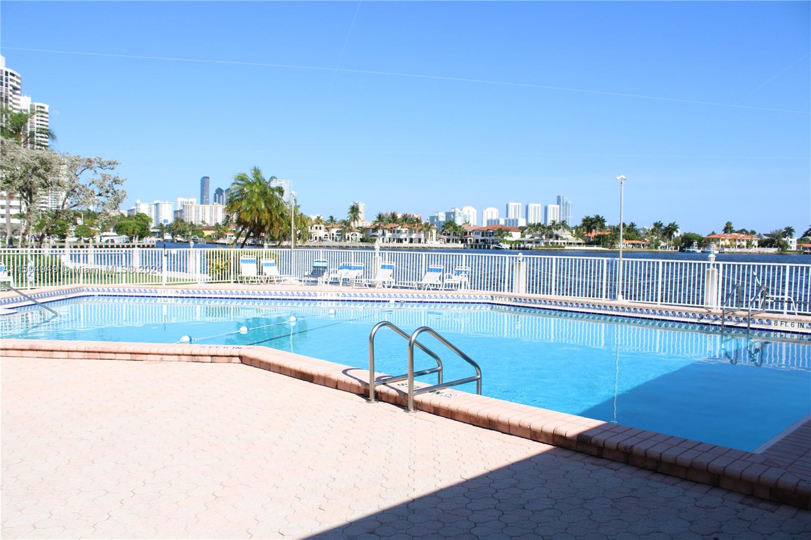 2903 Point East Dr, Aventura, FL, 33160 United States, 1 Bedroom Bedrooms, ,1 BathroomBathrooms,Residential,For Sale,Point East Dr,A11504949