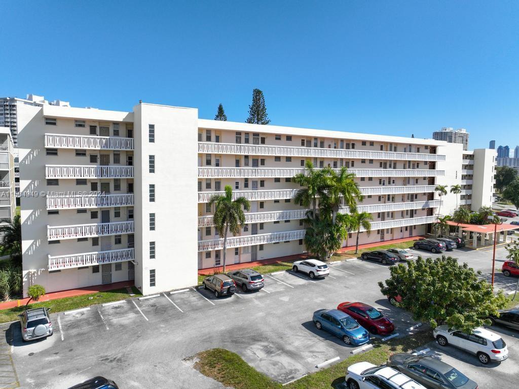 2903 Point East Dr K606, Aventura, Florida 33160, 1 Bedroom Bedrooms, ,1 BathroomBathrooms,Residential,For Sale,2903 Point East Dr K606,A11504949