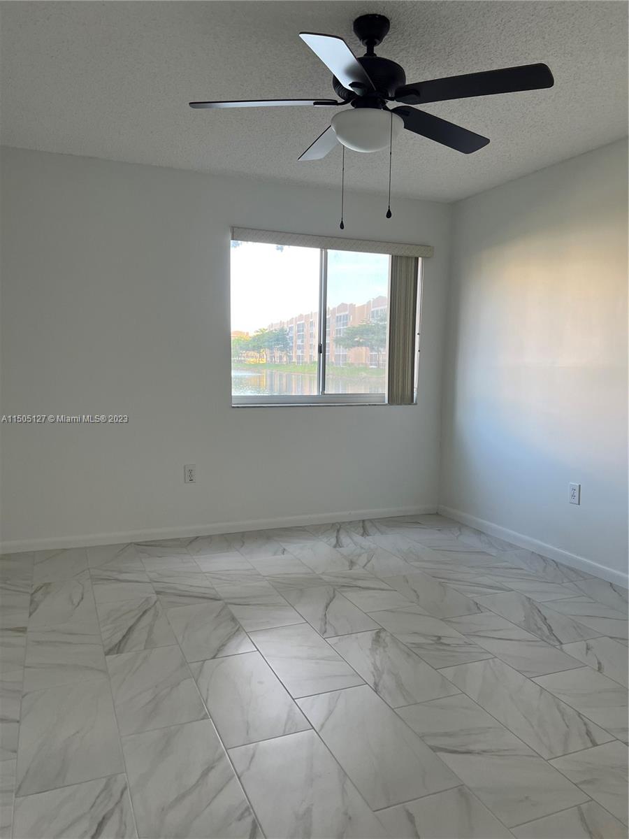 Tamarac, Florida 33321, 2 Bedrooms Bedrooms, ,2 BathroomsBathrooms,Residential,For Sale,A11505127