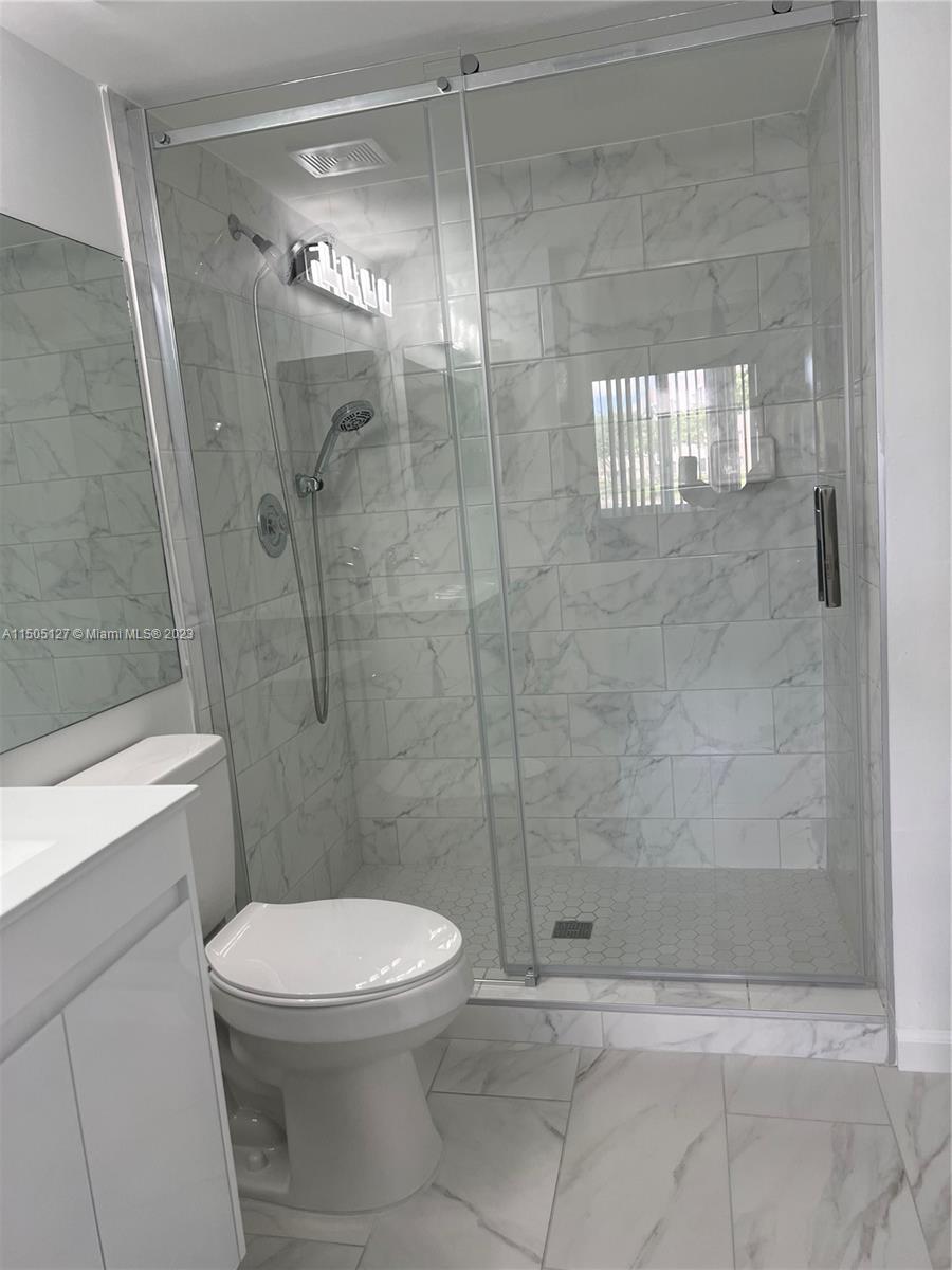 Tamarac, Florida 33321, 2 Bedrooms Bedrooms, ,2 BathroomsBathrooms,Residential,For Sale,A11505127