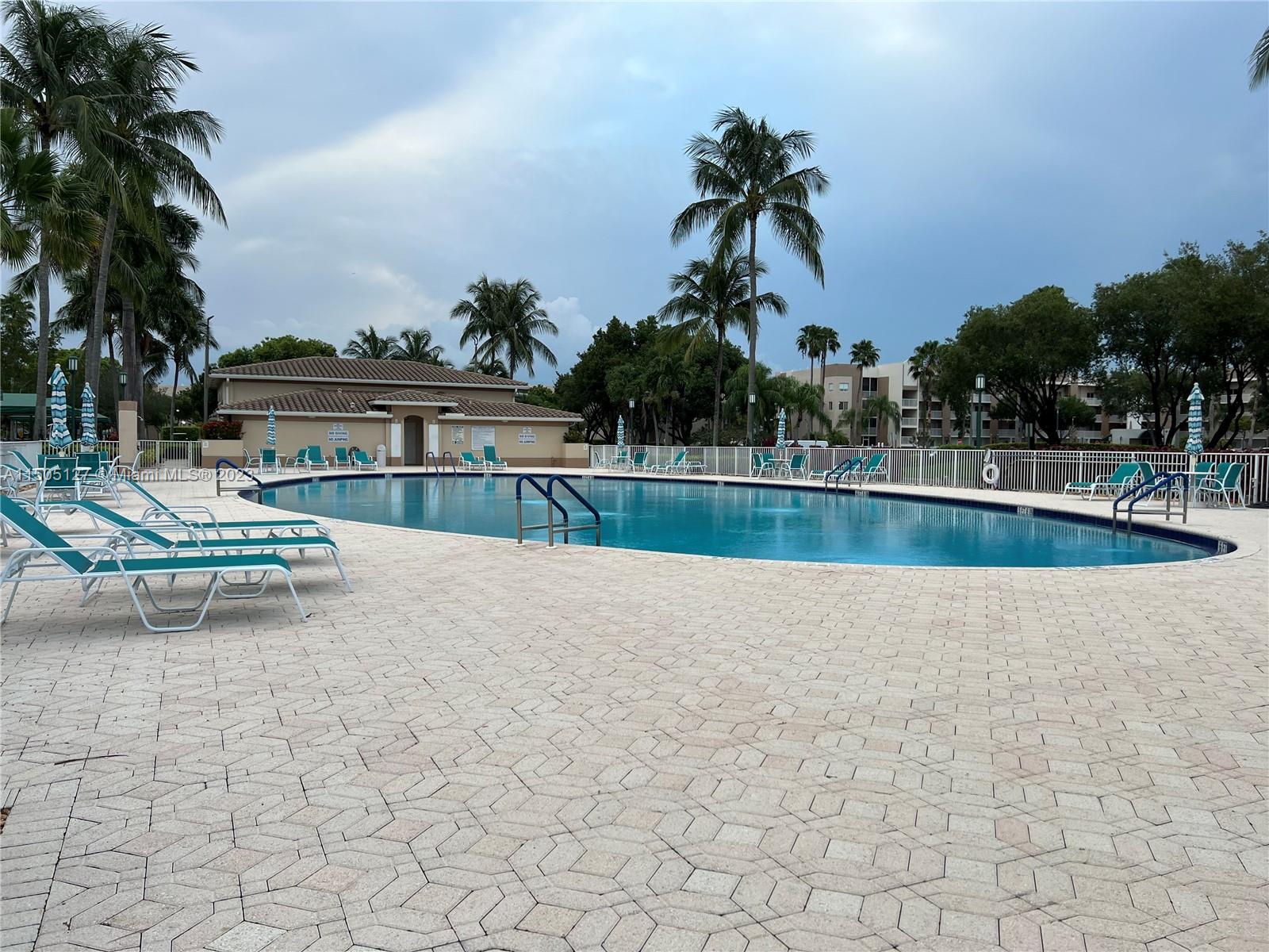 Tamarac, Florida 33321, 2 Bedrooms Bedrooms, ,2 BathroomsBathrooms,Residential,For Sale,A11505127