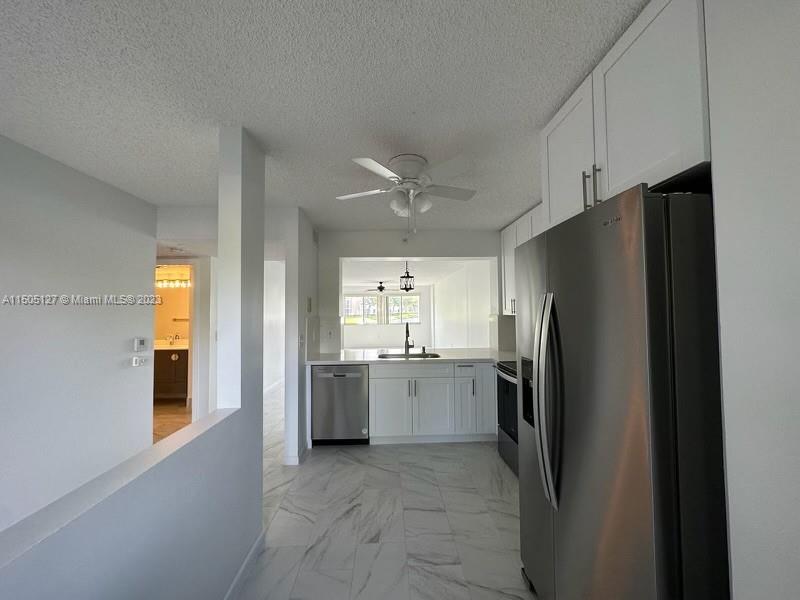 Tamarac, Florida 33321, 2 Bedrooms Bedrooms, ,2 BathroomsBathrooms,Residential,For Sale,A11505127