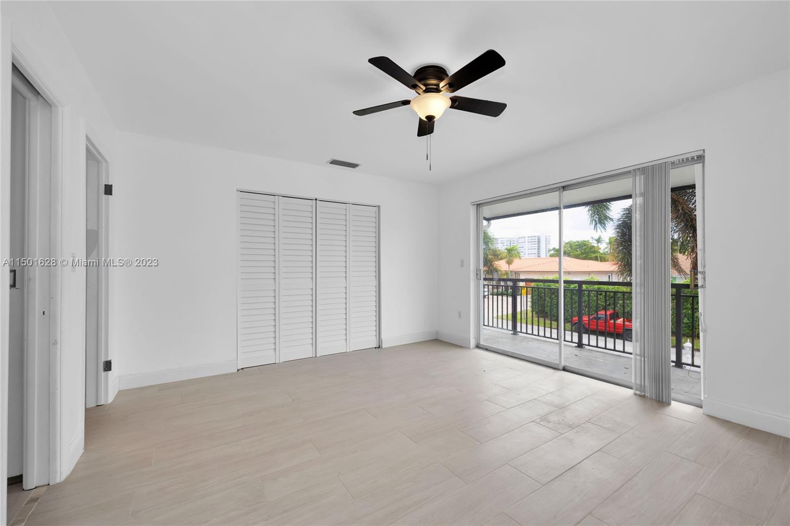 2113 NE 122nd St 2113, North Miami, Florida 33181, 2 Bedrooms Bedrooms, ,2 BathroomsBathrooms,Residential,For Sale,2113 NE 122nd St 2113,A11501628
