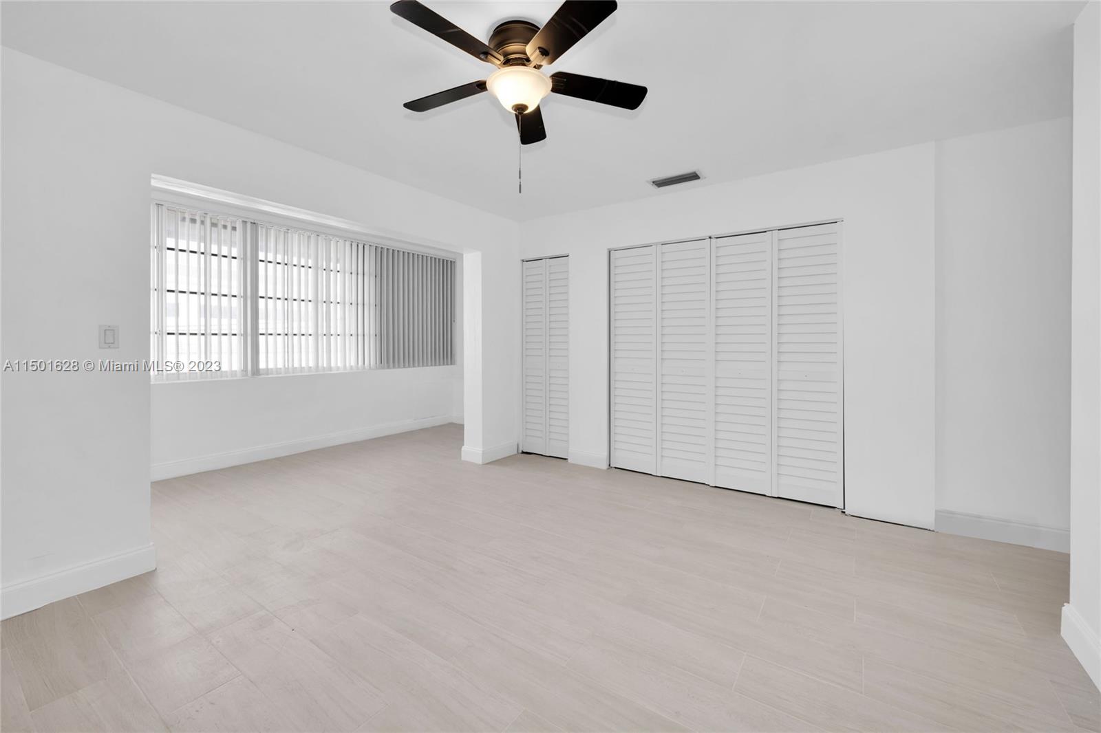 2113 NE 122nd St 2113, North Miami, Florida 33181, 2 Bedrooms Bedrooms, ,2 BathroomsBathrooms,Residential,For Sale,2113 NE 122nd St 2113,A11501628