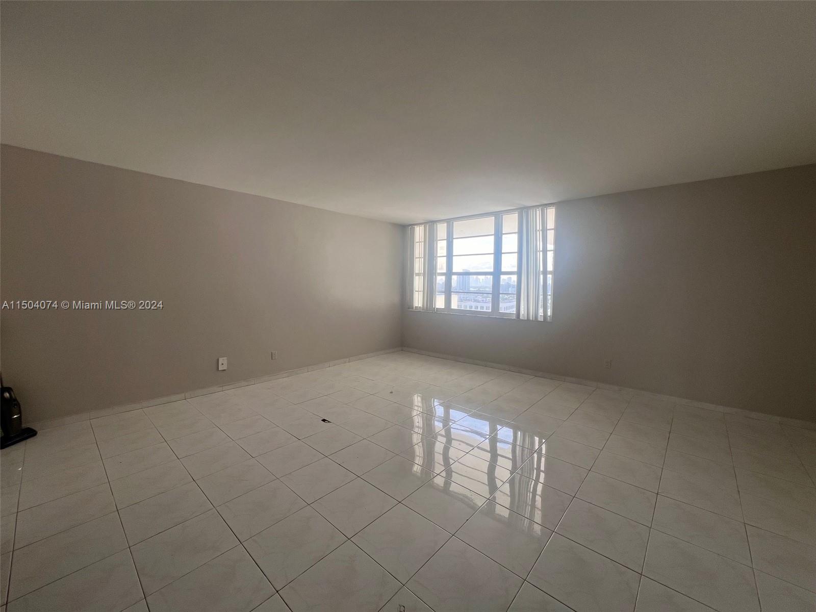 100 Lincoln Rd 1616, Miami Beach, Florida 33139, ,1 BathroomBathrooms,Residential,For Sale,100 Lincoln Rd 1616,A11504074