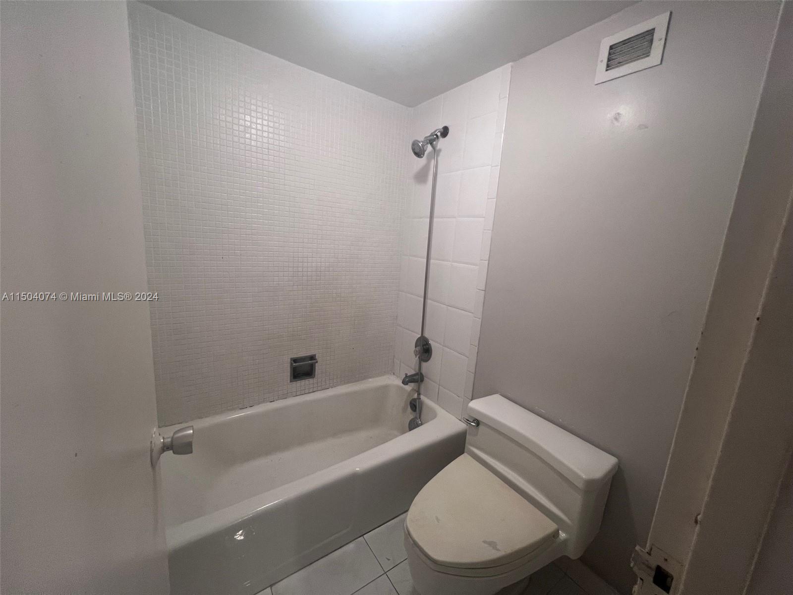 100 Lincoln Rd 1616, Miami Beach, Florida 33139, ,1 BathroomBathrooms,Residential,For Sale,100 Lincoln Rd 1616,A11504074