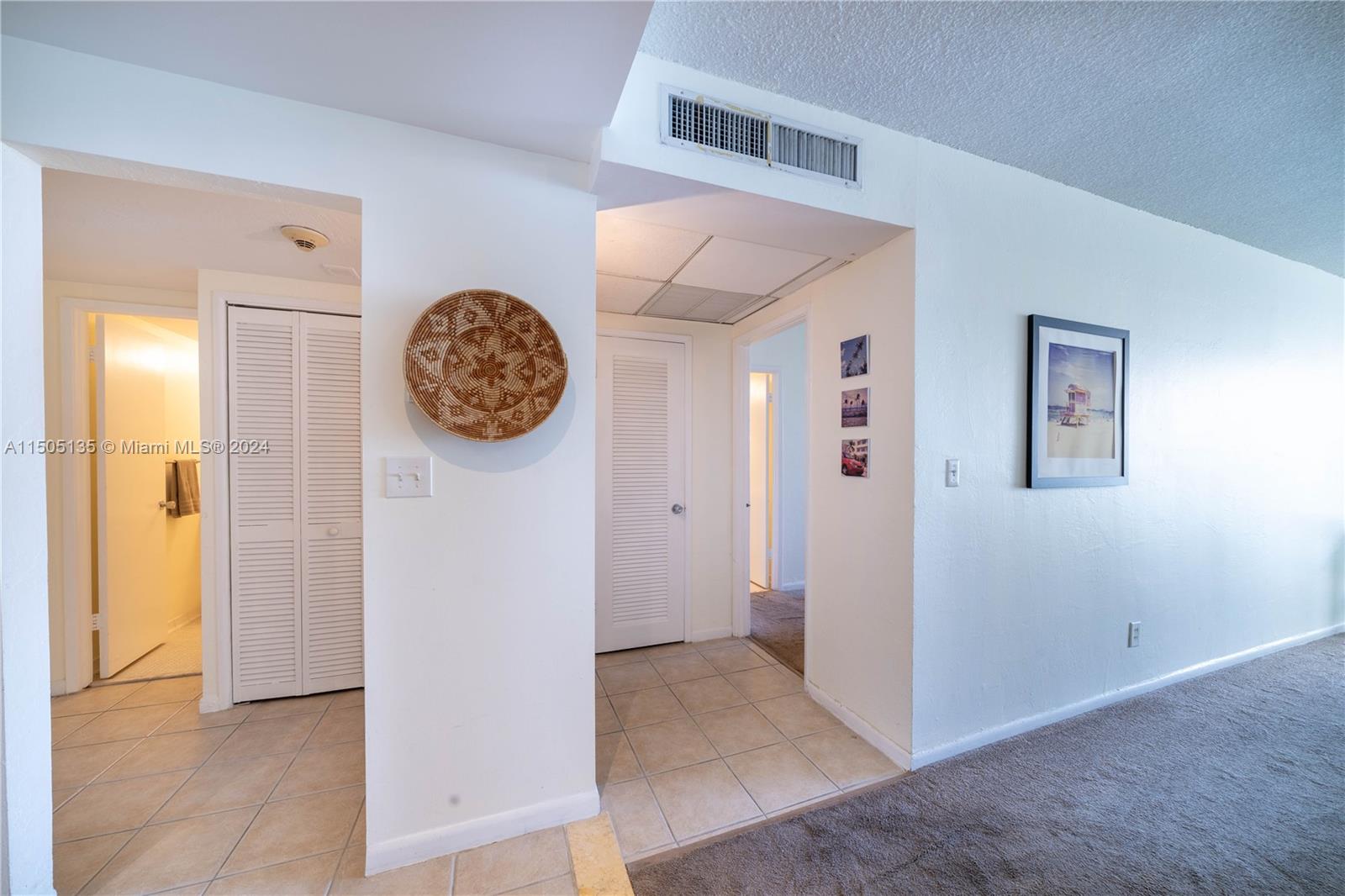 19390 Collins Ave, Sunny Isles Beach, FL, 33160 United States, 1 Bedroom Bedrooms, ,1 BathroomBathrooms,Residential,For Sale,Collins Ave,A11505135