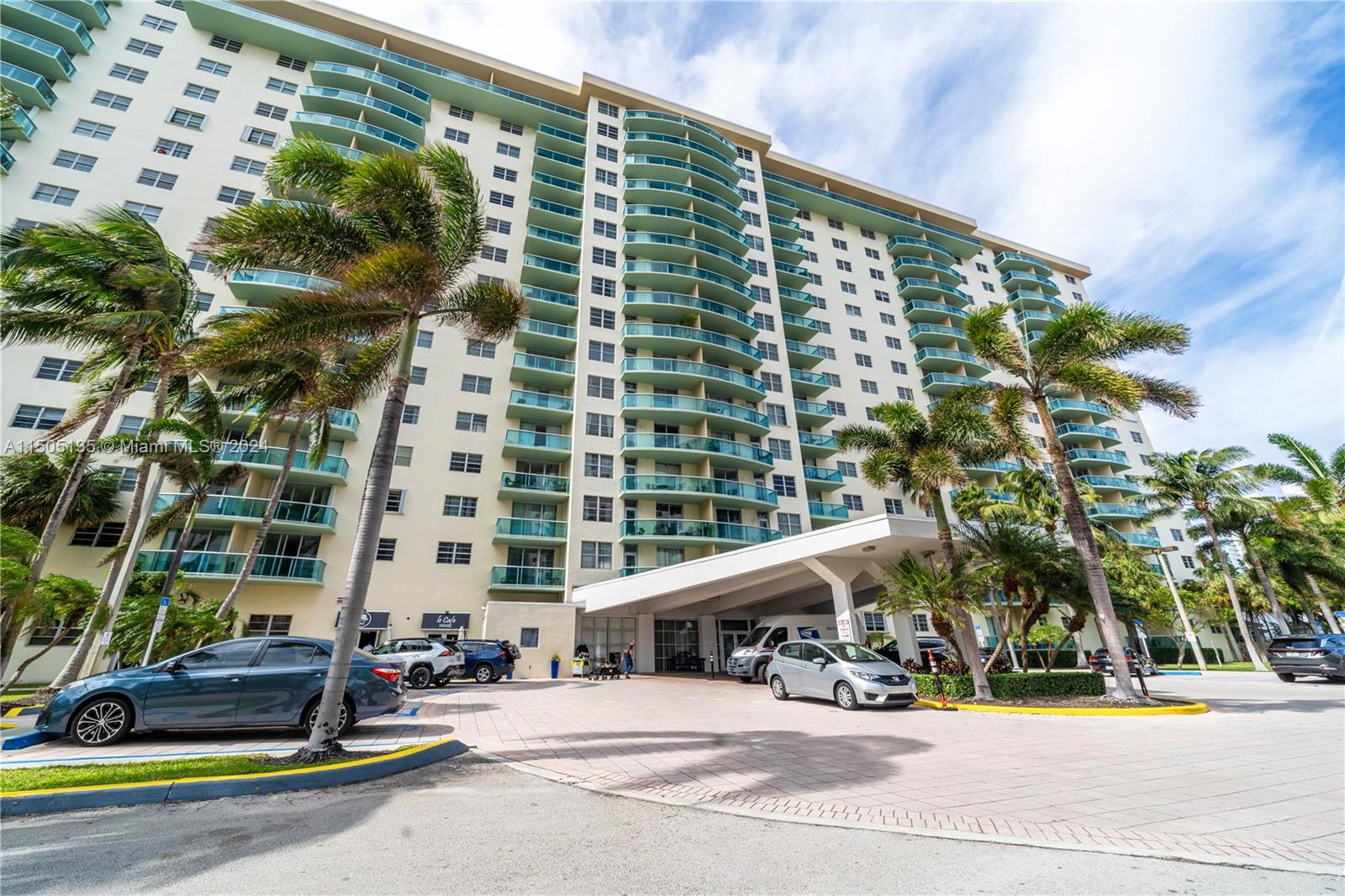 19390 Collins Ave 1518, Sunny Isles Beach, Florida 33160, 1 Bedroom Bedrooms, ,1 BathroomBathrooms,Residential,For Sale,19390 Collins Ave 1518,A11505135