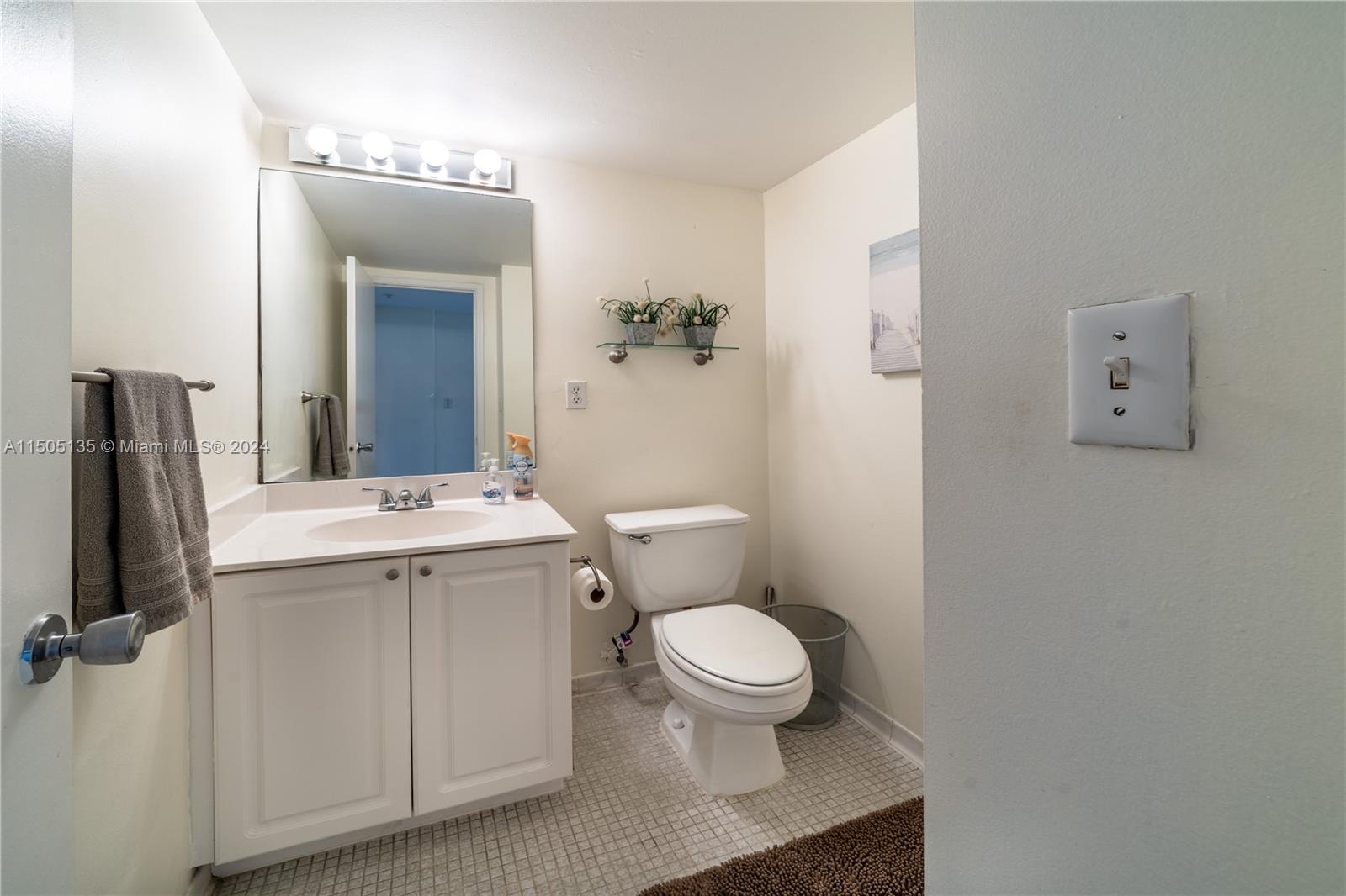 19390 Collins Ave 1518, Sunny Isles Beach, Florida 33160, 1 Bedroom Bedrooms, ,1 BathroomBathrooms,Residential,For Sale,19390 Collins Ave 1518,A11505135