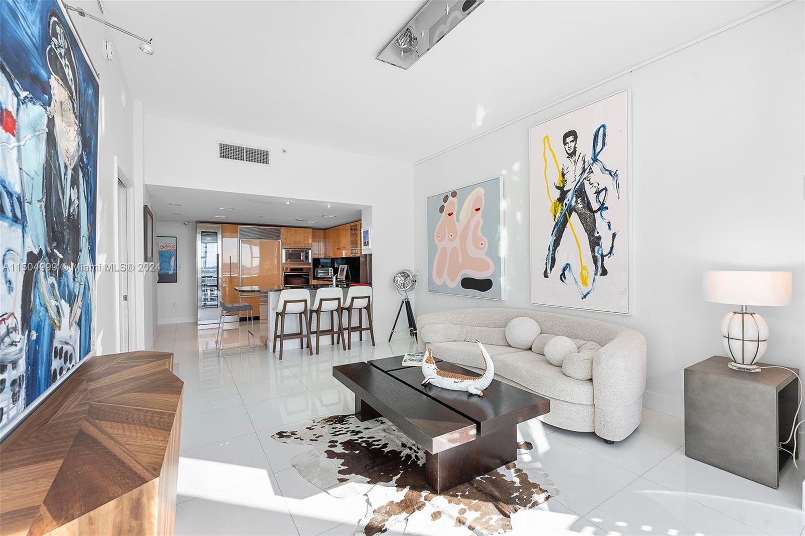 6801 Collins Ave PH01-PH02, Miami Beach, Florida 33141, 3 Bedrooms Bedrooms, ,3 BathroomsBathrooms,Residentiallease,For Rent,6801 Collins Ave PH01-PH02,A11504999