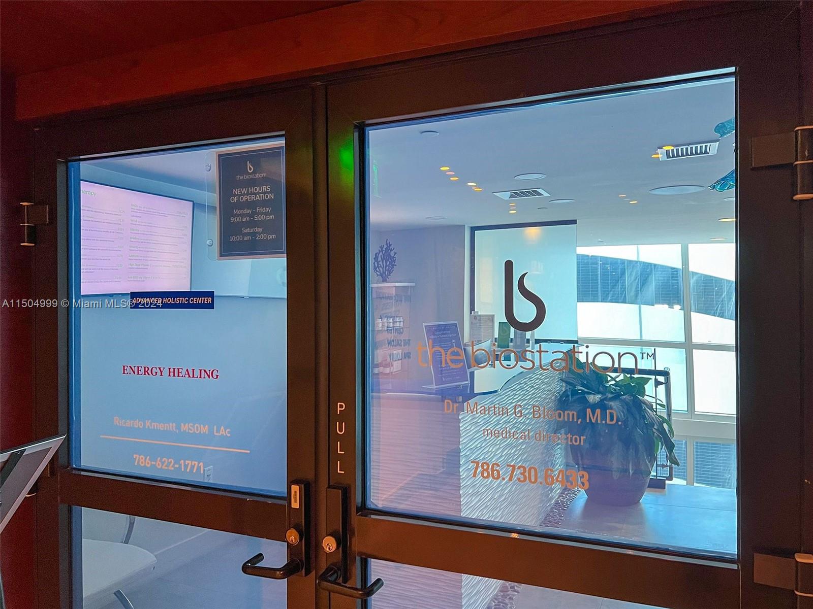 6801 Collins Ave PH01-PH02, Miami Beach, Florida 33141, 3 Bedrooms Bedrooms, ,3 BathroomsBathrooms,Residentiallease,For Rent,6801 Collins Ave PH01-PH02,A11504999