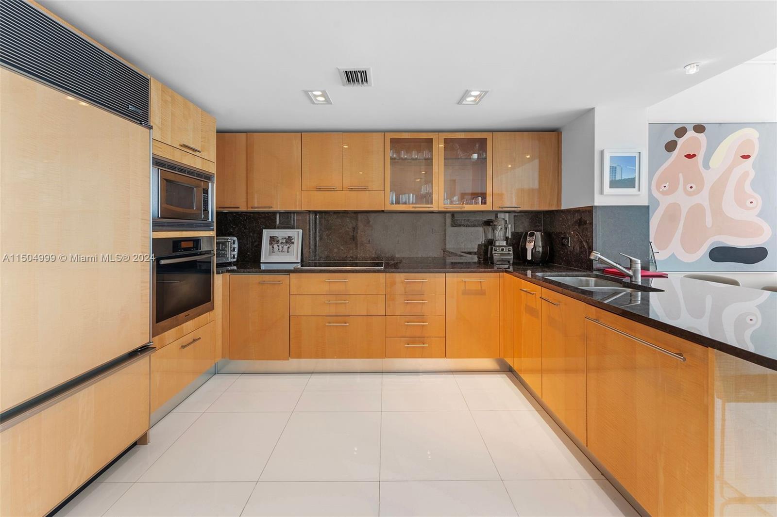 6801 Collins Ave PH01-PH02, Miami Beach, Florida 33141, 3 Bedrooms Bedrooms, ,3 BathroomsBathrooms,Residentiallease,For Rent,6801 Collins Ave PH01-PH02,A11504999