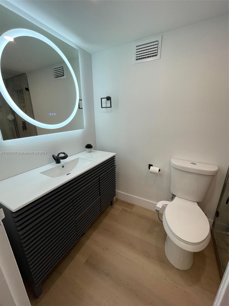 851 Three Islands Blvd 210, Hallandale Beach, Florida 33009, 2 Bedrooms Bedrooms, ,2 BathroomsBathrooms,Residential,For Sale,851 Three Islands Blvd 210,A11505151