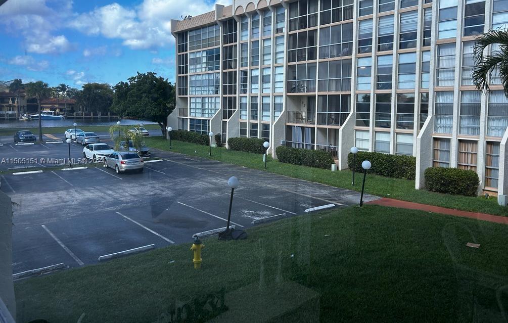 851 Three Islands Blvd 210, Hallandale Beach, Florida 33009, 2 Bedrooms Bedrooms, ,2 BathroomsBathrooms,Residential,For Sale,851 Three Islands Blvd 210,A11505151