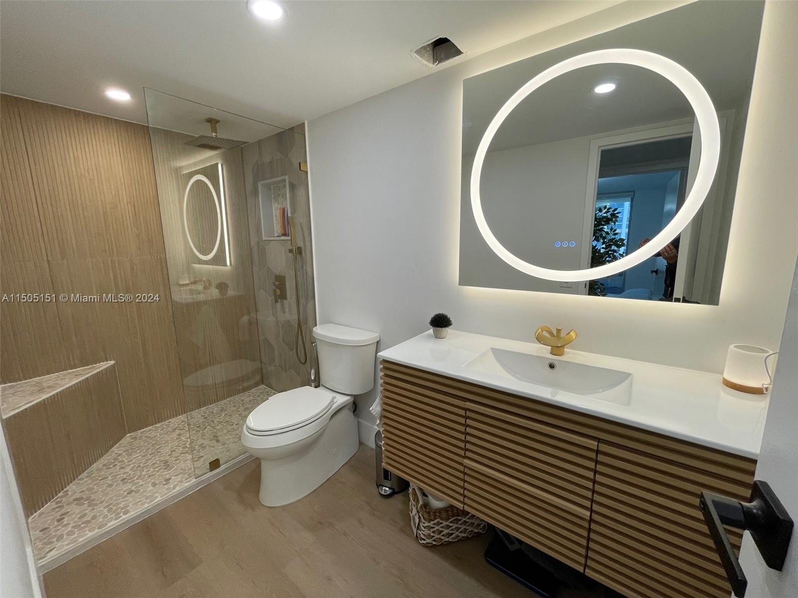 851 Three Islands Blvd 210, Hallandale Beach, Florida 33009, 2 Bedrooms Bedrooms, ,2 BathroomsBathrooms,Residential,For Sale,851 Three Islands Blvd 210,A11505151