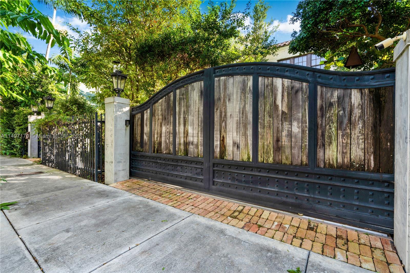 448 39th St, Miami, FL, 33137 United States, 4 Bedrooms Bedrooms, ,3 BathroomsBathrooms,Residential,For Sale,39th St,A11497170