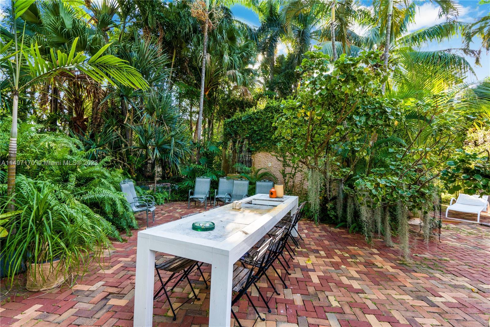 448 39th St, Miami, FL, 33137 United States, 4 Bedrooms Bedrooms, ,3 BathroomsBathrooms,Residential,For Sale,39th St,A11497170