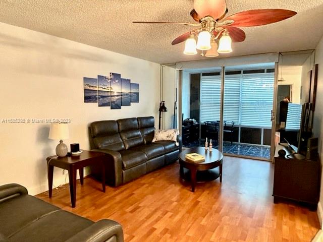 9081 Lime Bay Blvd, Tamarac, FL, 33321 United States, 2 Bedrooms Bedrooms, ,2 BathroomsBathrooms,Residential,For Sale,Lime Bay Blvd,A11505280