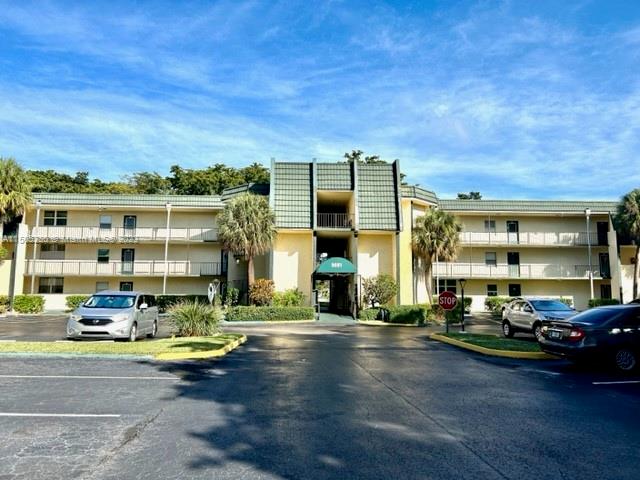 9081 Lime Bay Blvd, Tamarac, FL, 33321 United States, 2 Bedrooms Bedrooms, ,2 BathroomsBathrooms,Residential,For Sale,Lime Bay Blvd,A11505280