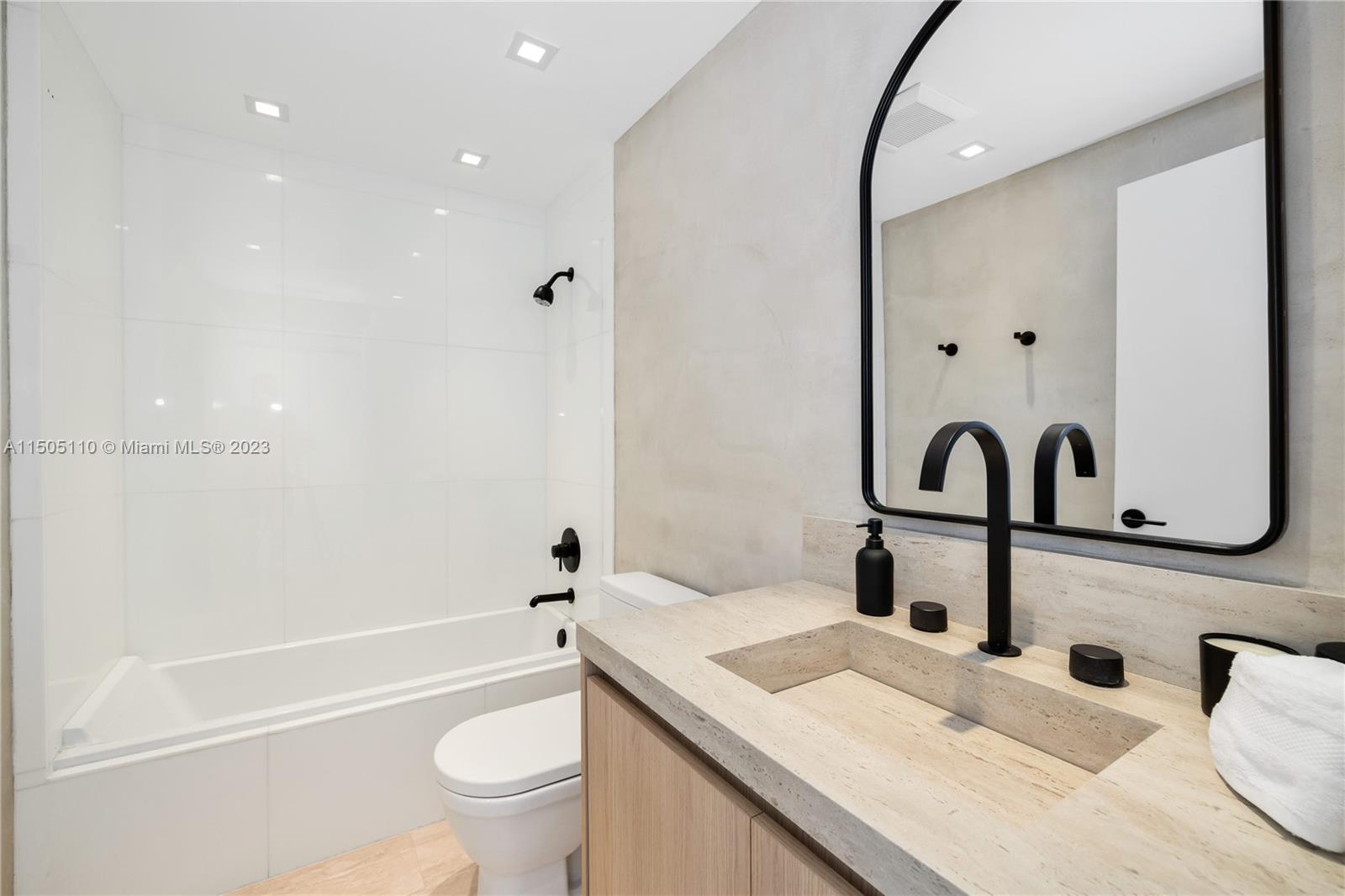 1445 16th St, Miami Beach, FL, 33139 United States, 3 Bedrooms Bedrooms, ,3 BathroomsBathrooms,Residential,For Sale,16th St,A11505110