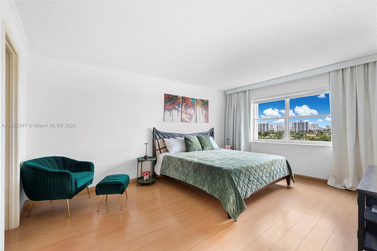 401 Golden Isles Dr 912, Hallandale Beach, Florida 33009, 2 Bedrooms Bedrooms, ,2 BathroomsBathrooms,Residentiallease,For Rent,401 Golden Isles Dr 912,A11505347