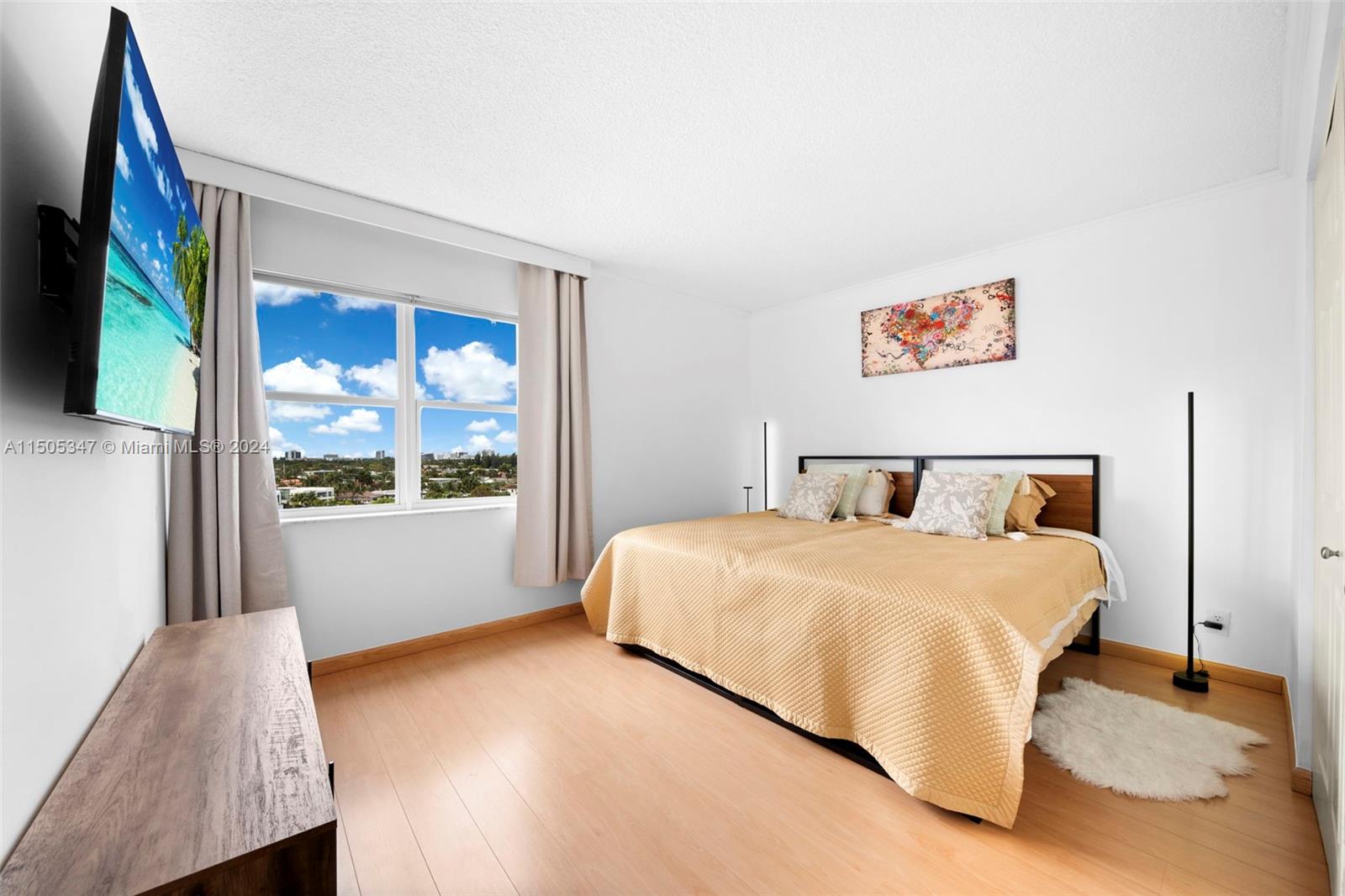 401 Golden Isles Dr 912, Hallandale Beach, Florida 33009, 2 Bedrooms Bedrooms, ,2 BathroomsBathrooms,Residentiallease,For Rent,401 Golden Isles Dr 912,A11505347