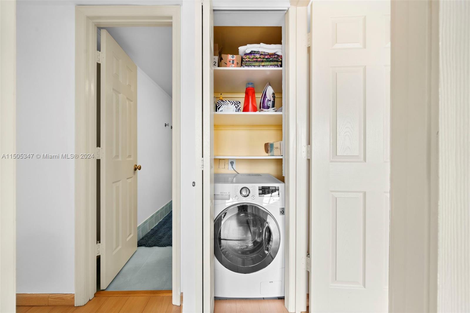 401 Golden Isles Dr 912, Hallandale Beach, Florida 33009, 2 Bedrooms Bedrooms, ,2 BathroomsBathrooms,Residentiallease,For Rent,401 Golden Isles Dr 912,A11505347