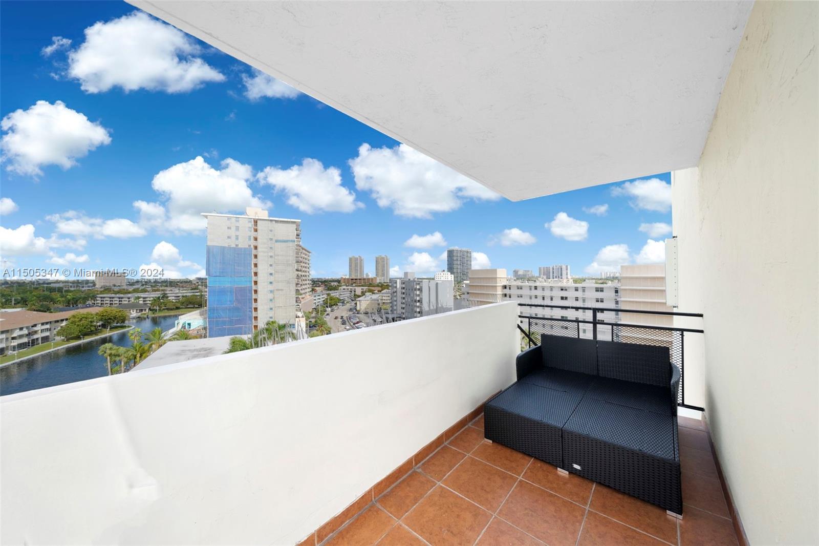 401 Golden Isles Dr 912, Hallandale Beach, Florida 33009, 2 Bedrooms Bedrooms, ,2 BathroomsBathrooms,Residentiallease,For Rent,401 Golden Isles Dr 912,A11505347