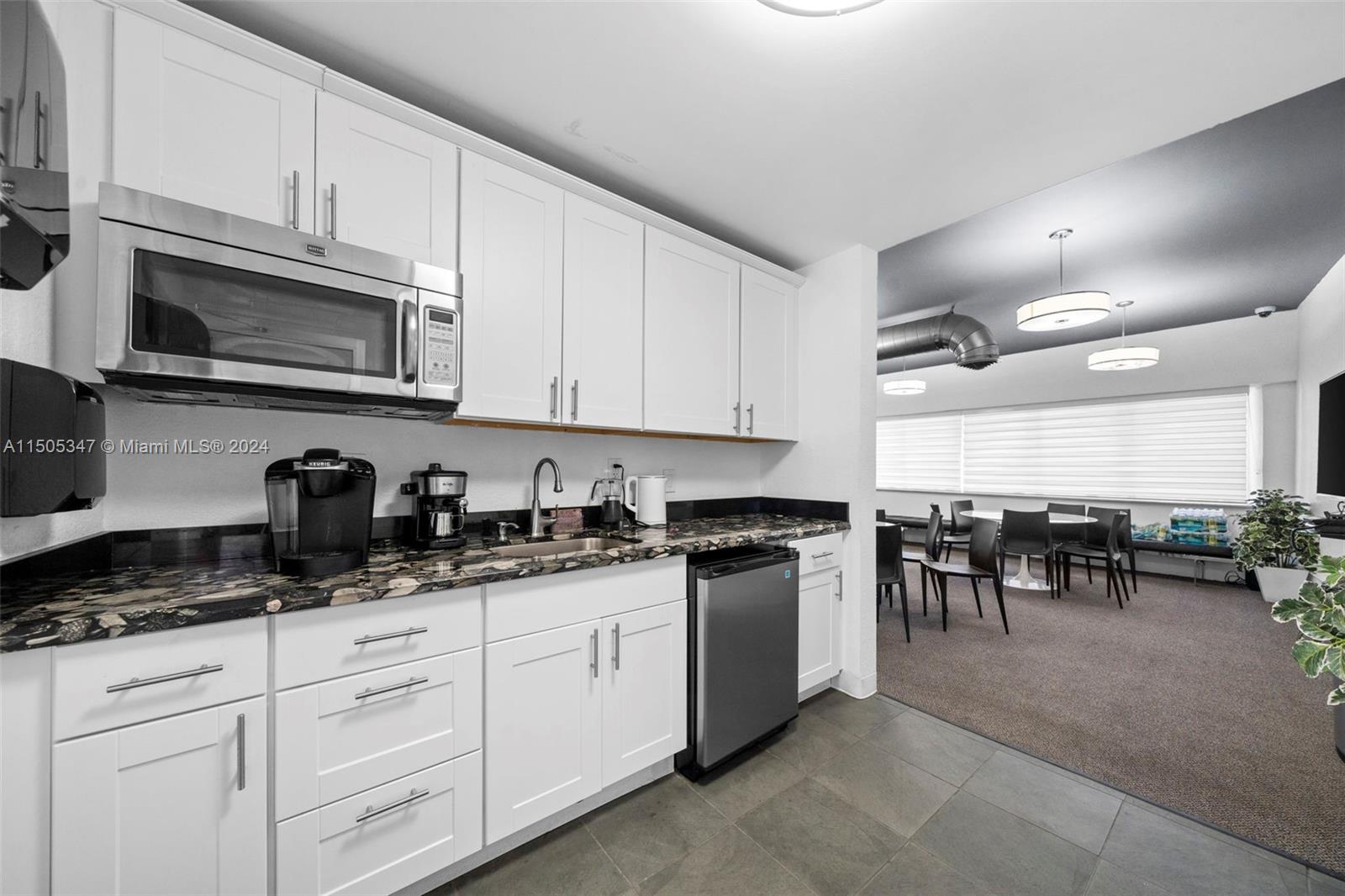 401 Golden Isles Dr 912, Hallandale Beach, Florida 33009, 2 Bedrooms Bedrooms, ,2 BathroomsBathrooms,Residentiallease,For Rent,401 Golden Isles Dr 912,A11505347