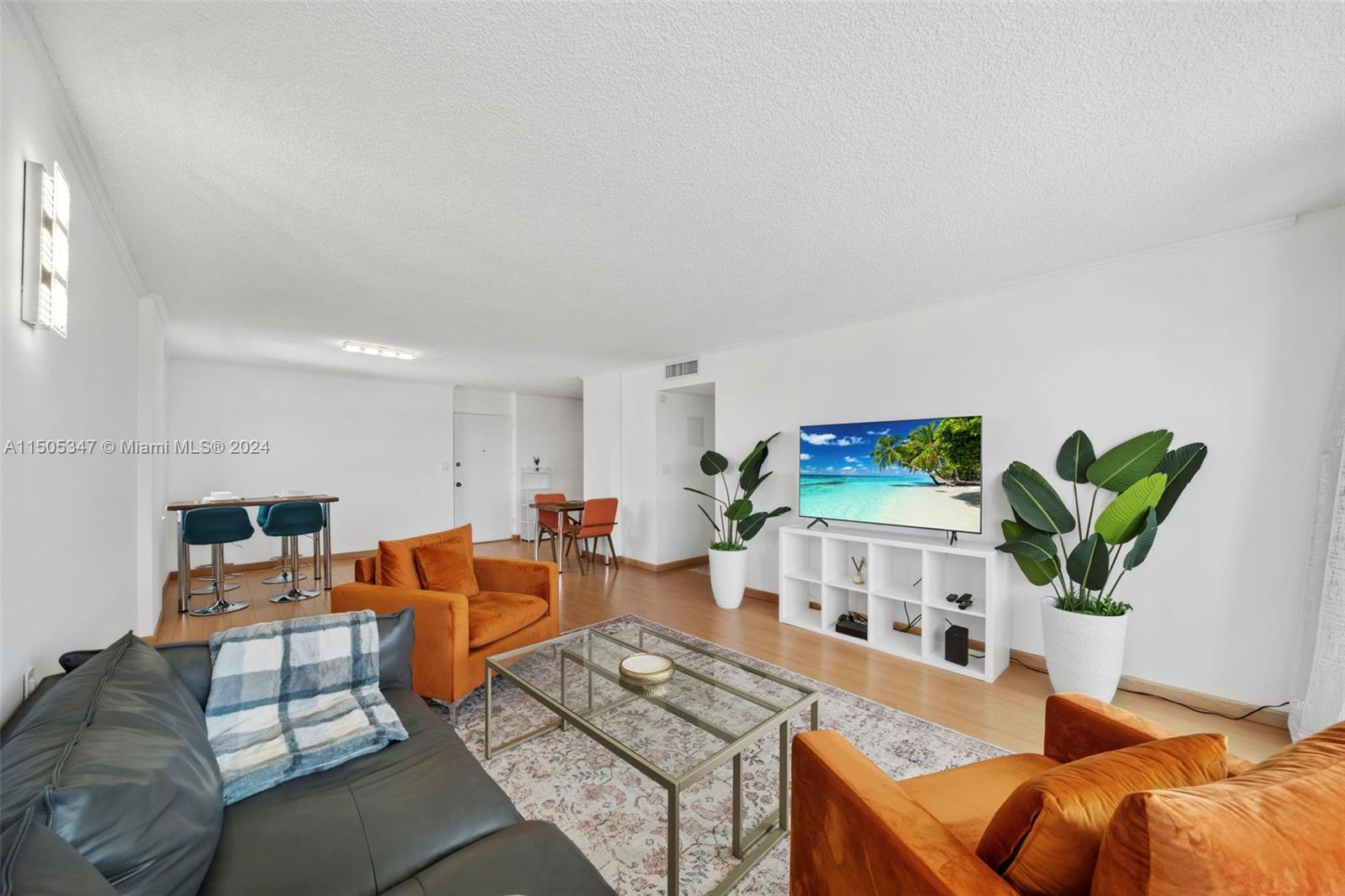 401 Golden Isles Dr 912, Hallandale Beach, Florida 33009, 2 Bedrooms Bedrooms, ,2 BathroomsBathrooms,Residentiallease,For Rent,401 Golden Isles Dr 912,A11505347