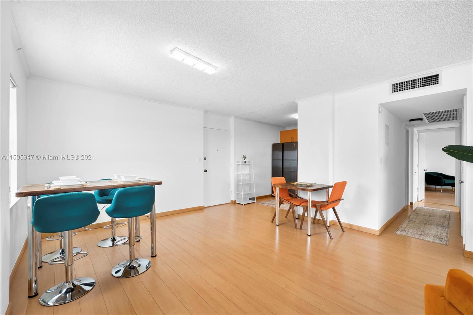 401 Golden Isles Dr 912, Hallandale Beach, Florida 33009, 2 Bedrooms Bedrooms, ,2 BathroomsBathrooms,Residentiallease,For Rent,401 Golden Isles Dr 912,A11505347