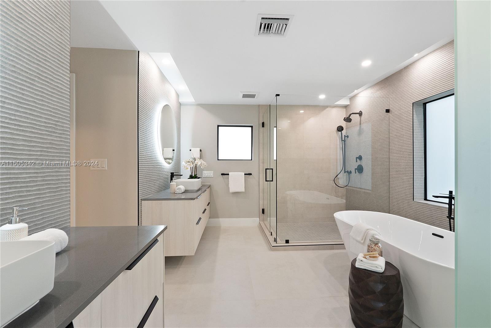 17701 87th Ave, Palmetto Bay, FL, 33157 United States, 5 Bedrooms Bedrooms, ,3 BathroomsBathrooms,Residential,For Sale,87th Ave,A11505342