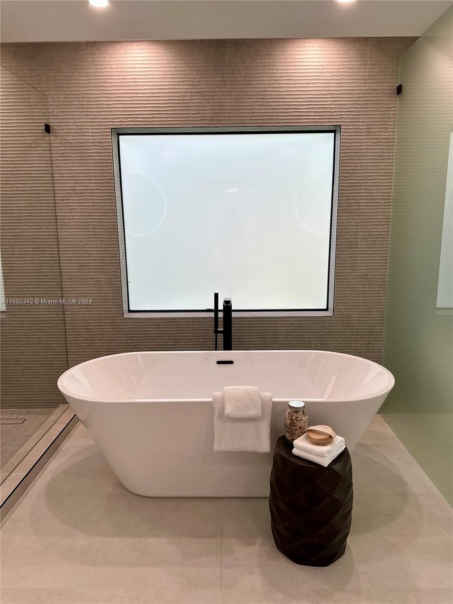 17701 87th Ave, Palmetto Bay, FL, 33157 United States, 5 Bedrooms Bedrooms, ,3 BathroomsBathrooms,Residential,For Sale,87th Ave,A11505342