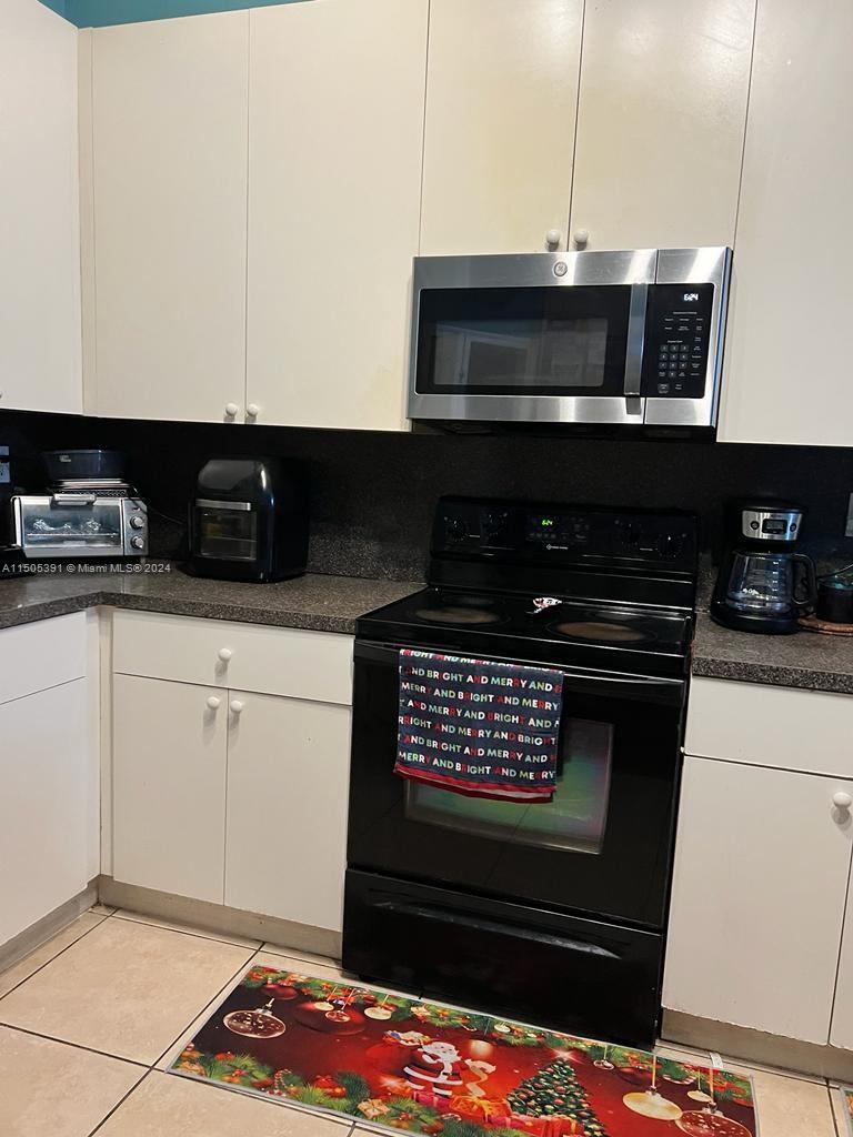 1225 NE 32nd Ave, Homestead, Florida 33033, 3 Bedrooms Bedrooms, ,2 BathroomsBathrooms,Residential,For Sale,1225 NE 32nd Ave,A11505391