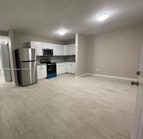 601 S Flagler Ave 7, Homestead, Florida 33030, 3 Bedrooms Bedrooms, ,1 BathroomBathrooms,Residentiallease,For Rent,601 S Flagler Ave 7,A11505486