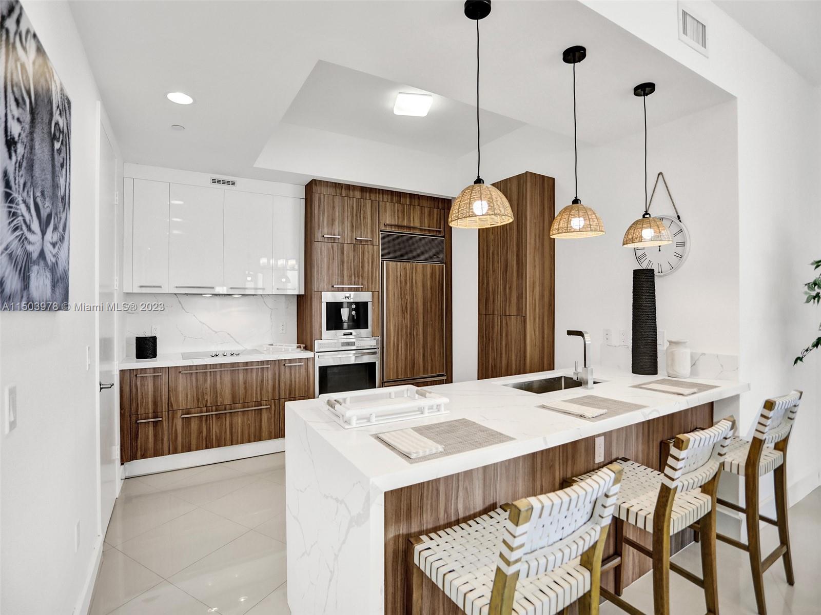 15901 Collins Ave 2807, Sunny Isles Beach, Florida 33160, 3 Bedrooms Bedrooms, ,3 BathroomsBathrooms,Residentiallease,For Rent,15901 Collins Ave 2807,A11503978
